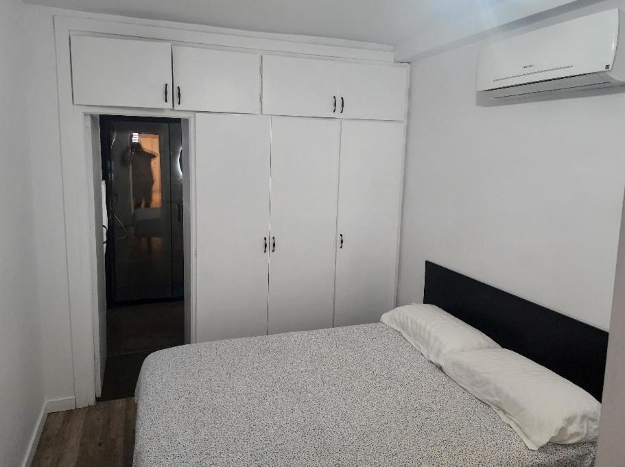 Apartamento En La Rambla Centro Alicante C Екстериор снимка